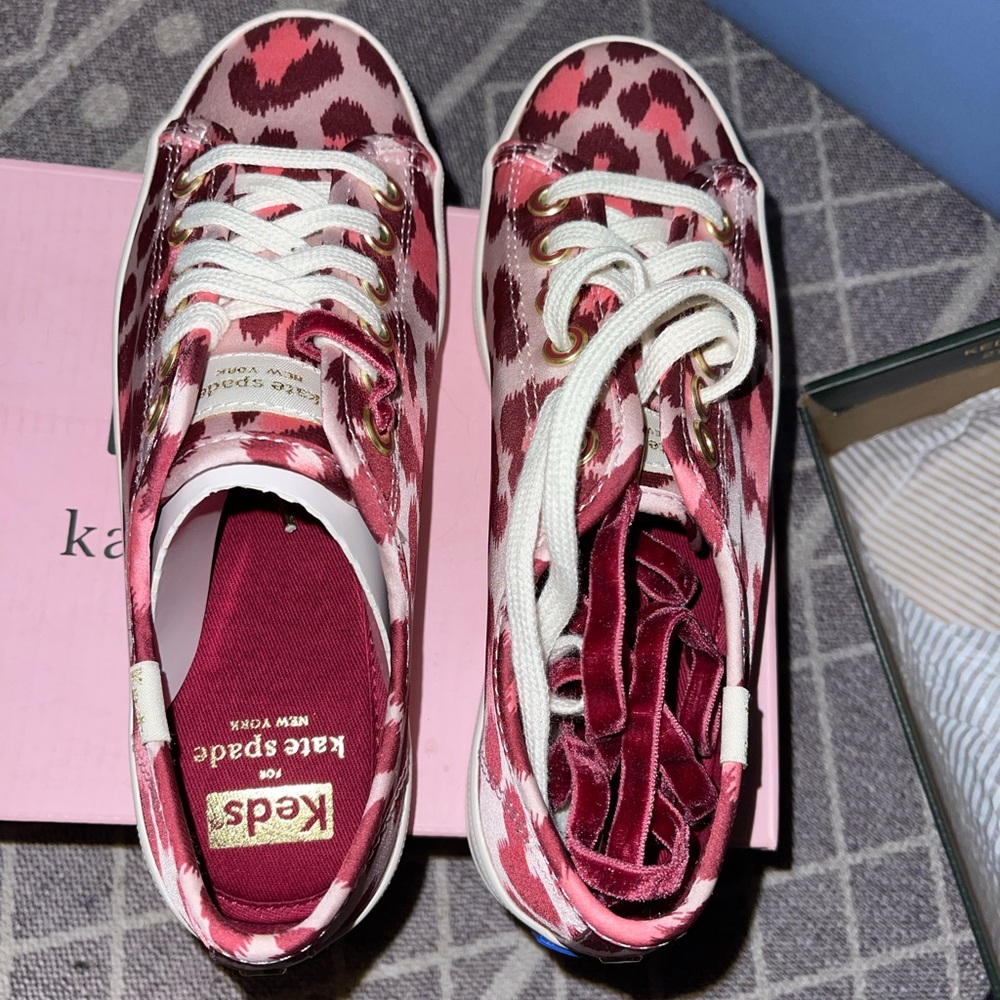Kate spade pink leopard print shoes